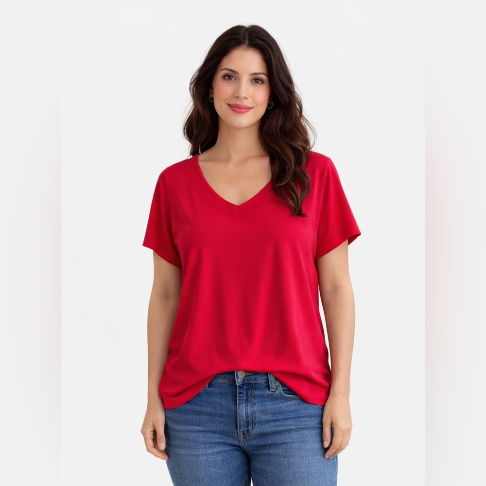 Jaclyn Smith Bold Red V-Neck Short Sleeve Tee
